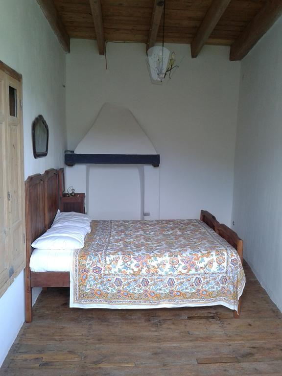 Rural House Rondini Hotel Camposasco Buitenkant foto